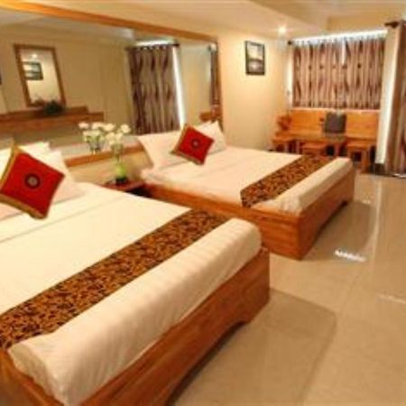 Lucky Star 2 Hotel Phnom Penh Dış mekan fotoğraf