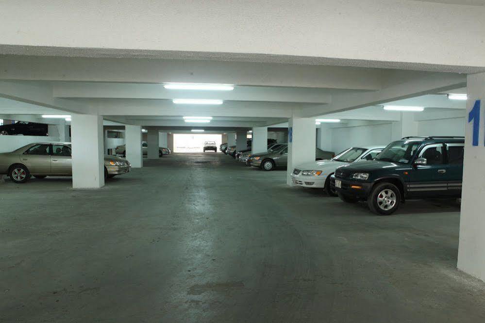 Lucky Star 2 Hotel Phnom Penh Dış mekan fotoğraf