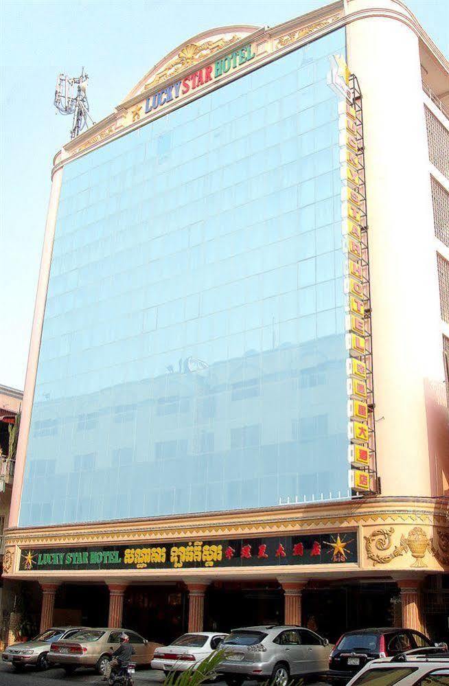 Lucky Star 2 Hotel Phnom Penh Dış mekan fotoğraf